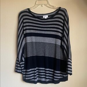 Women’s market and spruce Black and Gray Striped tqs sweater knit size xxl.
